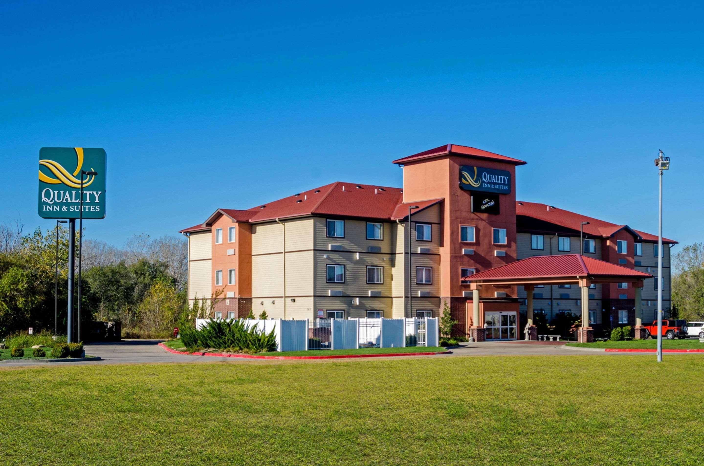 Quality Inn & Suites Park City المظهر الخارجي الصورة